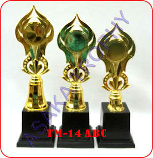 grosir piala, jual piala Murah , jual piala terlengkap, jual trophy, pabrik piala,piala Murah,medali murah, jual medali olahraga, buat medali murah,paket wisuda