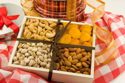 Nuts & Dried Fruit Gourmet Tray