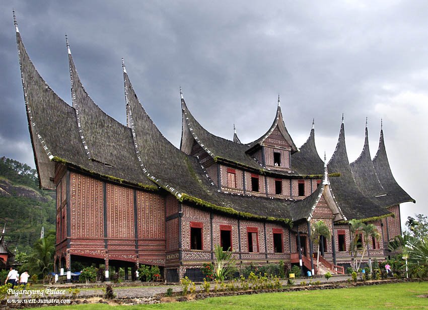  Rumah  Gadang Minangkabau  KamarIbedo