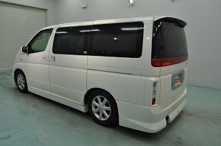 19686AAN4 2004/JAN NISSAN ELGRAND for England / New Castle