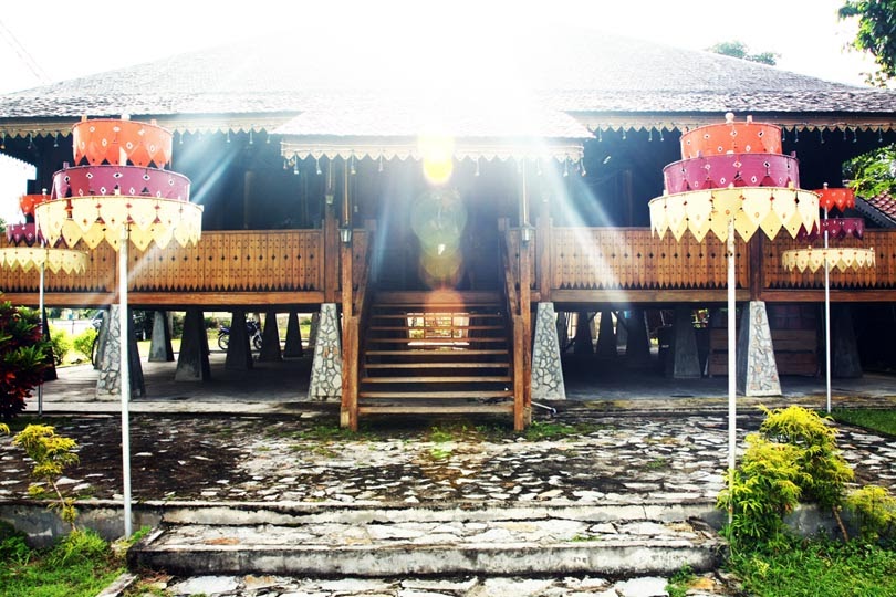 arsitek lingkungan Rumah adat Bangka  Belitung