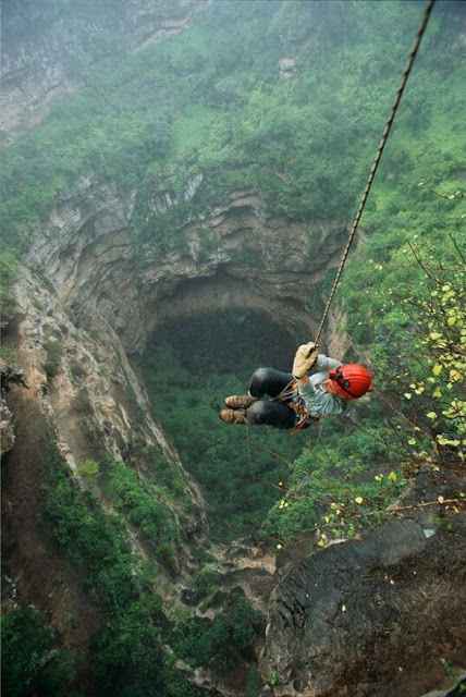 amazing cave diving photography