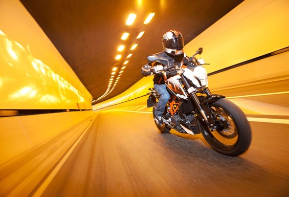 KTM duke 390 official pictures 5