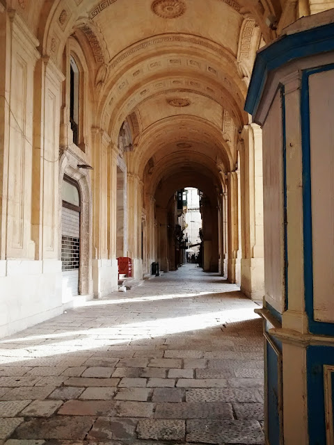 Old Treasury Street, Valletta