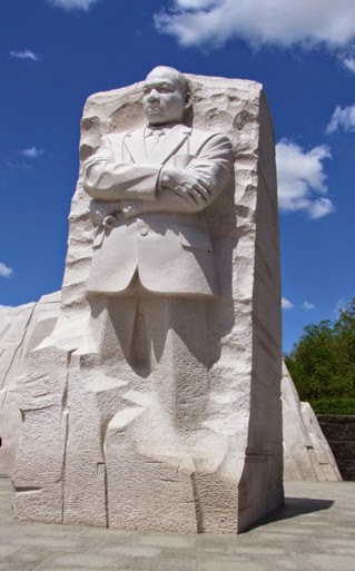MartinLutherKingJrMemorial-1-2015-04-26-10-56.jpg