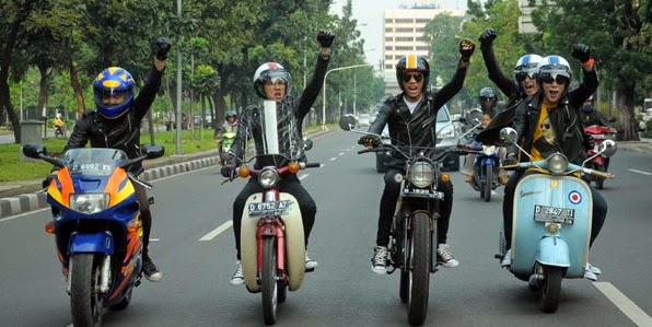 Jual Jaket Kulit Changcuters & Ramones Punk Rock (Bandung 