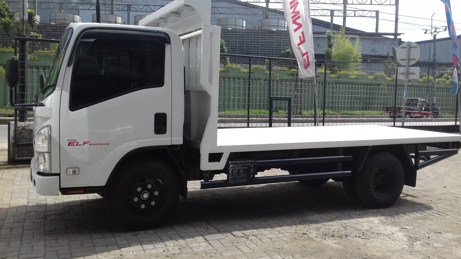 Kumpulan Modifikasi  Mobil Isuzu  Giga  2019 Modifikasi  