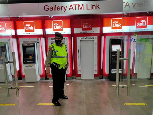 Tarik Saldo BNI di ATM Link Kena Kena Biaya?