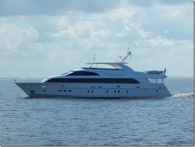 yacht