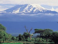 Es di Puncak Kilimanjaro Hilang