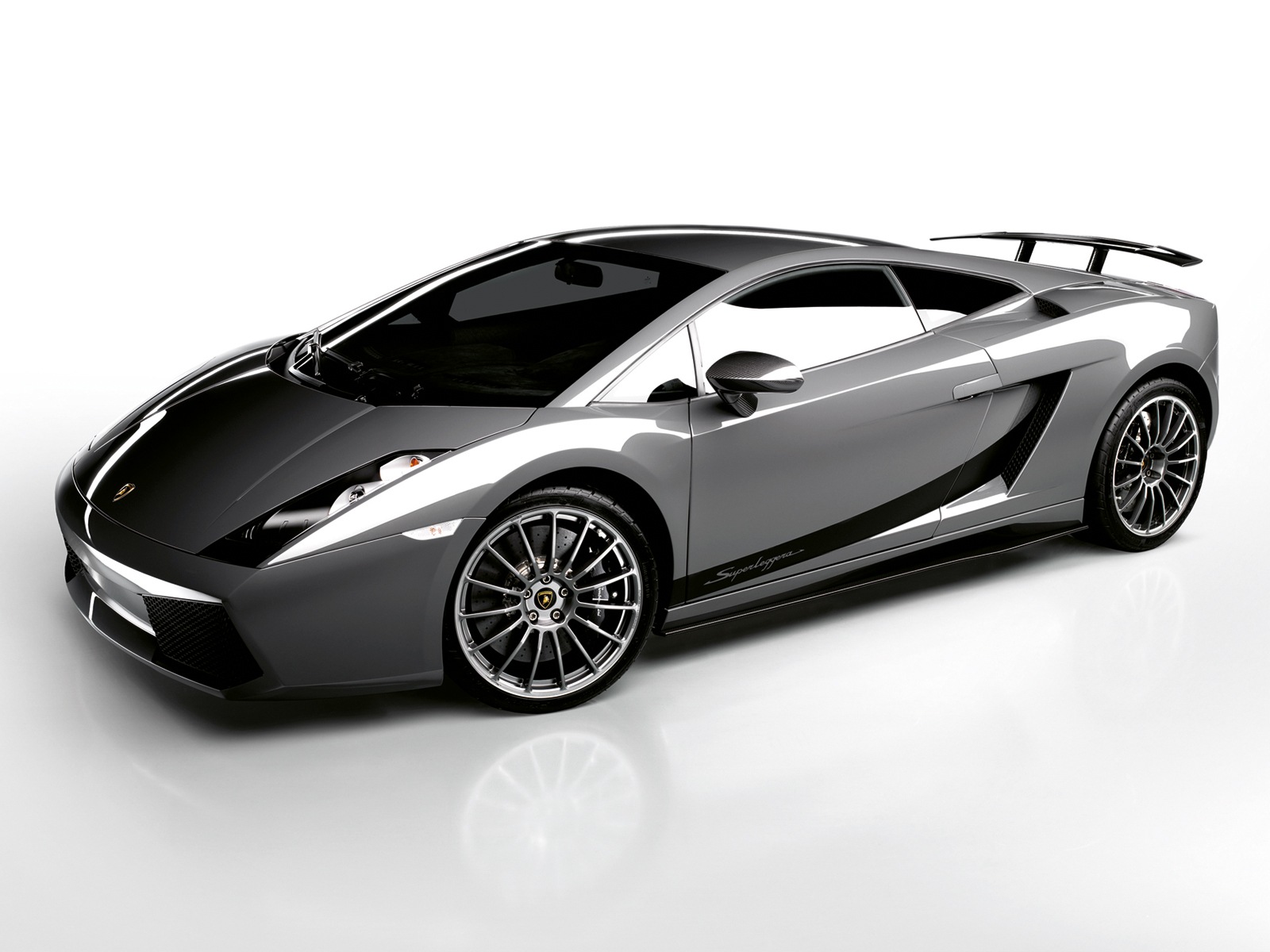 Spesifikasi Lamborghini Gallardo Spesifikasi Lamborghini ALdy