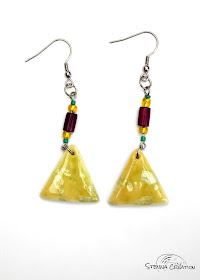 Série boucles oreilles pâte polymère encre jaune vert tampons Stenna Création