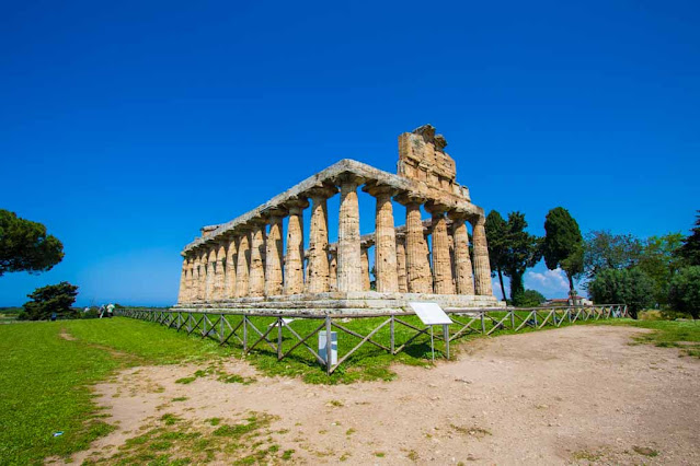 Parco archeologico di Paestum-Tempio di Athena-dedicato a Cerere