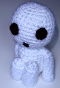 http://translate.google.es/translate?hl=es&sl=en&tl=es&u=http%3A%2F%2Ffreepatternsbyh.blogspot.com.es%2F2011%2F04%2Fsitting-kodama-tree-spirit-amigurumi.html