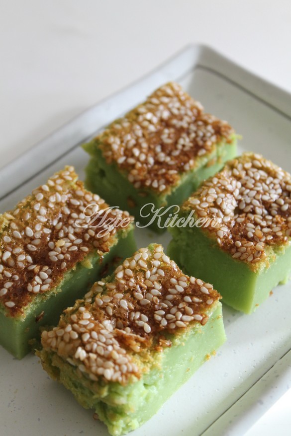 Kuih Bakar Pandan Lagi - Azie Kitchen