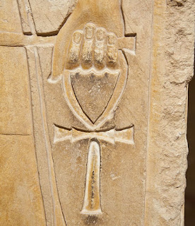 Makna Simbol Ankh Mesir Kuno