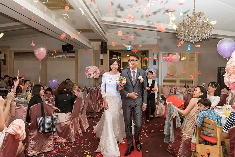 高雄婚攝-white wedding白色婚禮手工婚紗-蓮潭國際會館-聯上大飯店（晶綺盛宴）-077