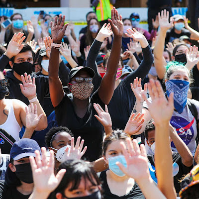 Why protesters have been banging pots and pans outside their windows