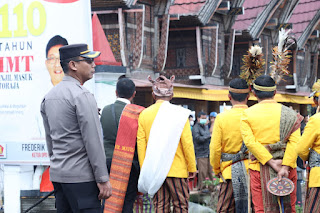 Pastikan Rasa Aman, Kapolres Toraja Utara Pimpin Langsung Pengamanan Kegiatan Parade Nusantara Peringatan 110 Tahun IMT