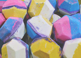 The Experimenter Bath Bomb