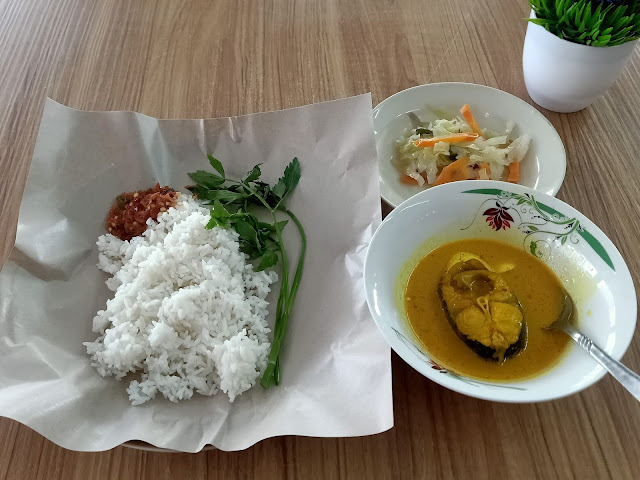 Laksa Sarawak dan Mee Kolok Sedap di Ophelia Corner Taman Pulai Utama, Skudai, Johor