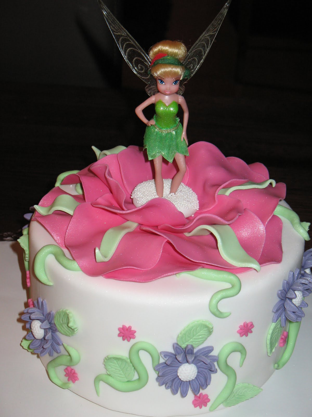 Sandy s Cakes  Tinkerbell Cake 