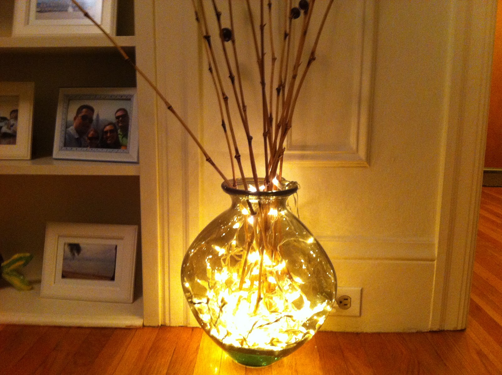 Beauty Around It: Easy Decorating - Lighted Vase