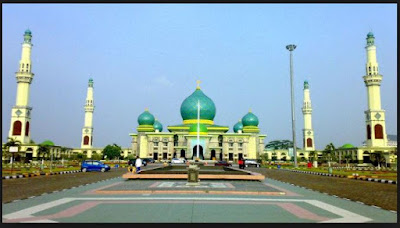 Masjid Termegah, Terbesar dan Termewah di Indonesia