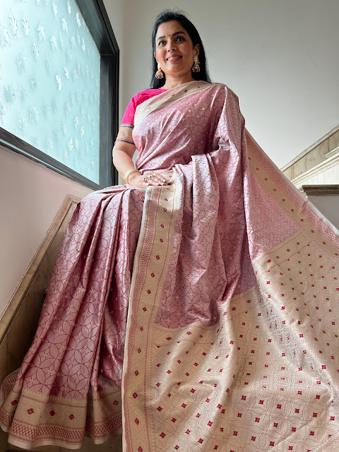 Whispers of Tradition: The Onion Pink Mushroo Silk Saree - A Cherished Heirloom