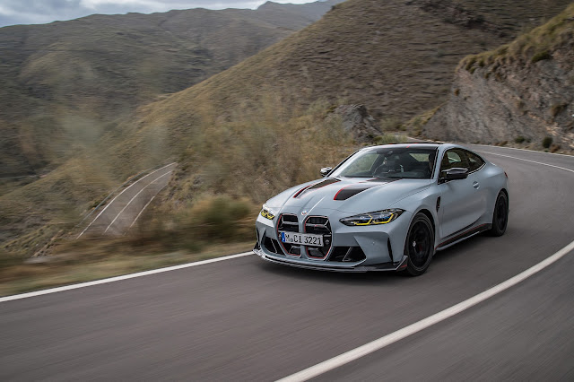 2023 BMW M4 CSL - the standard safety equipment is included in the next several images, starting with the front, side, and head airbags.