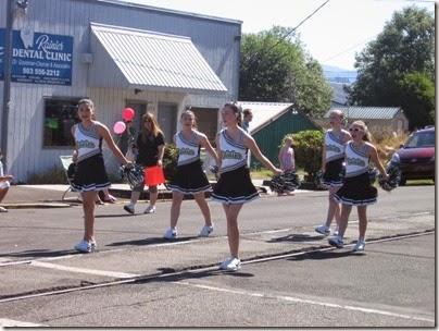 IMG_1753 Rainier Cheerleaders in the Rainier Days in the Park Parade on July 12, 2008
