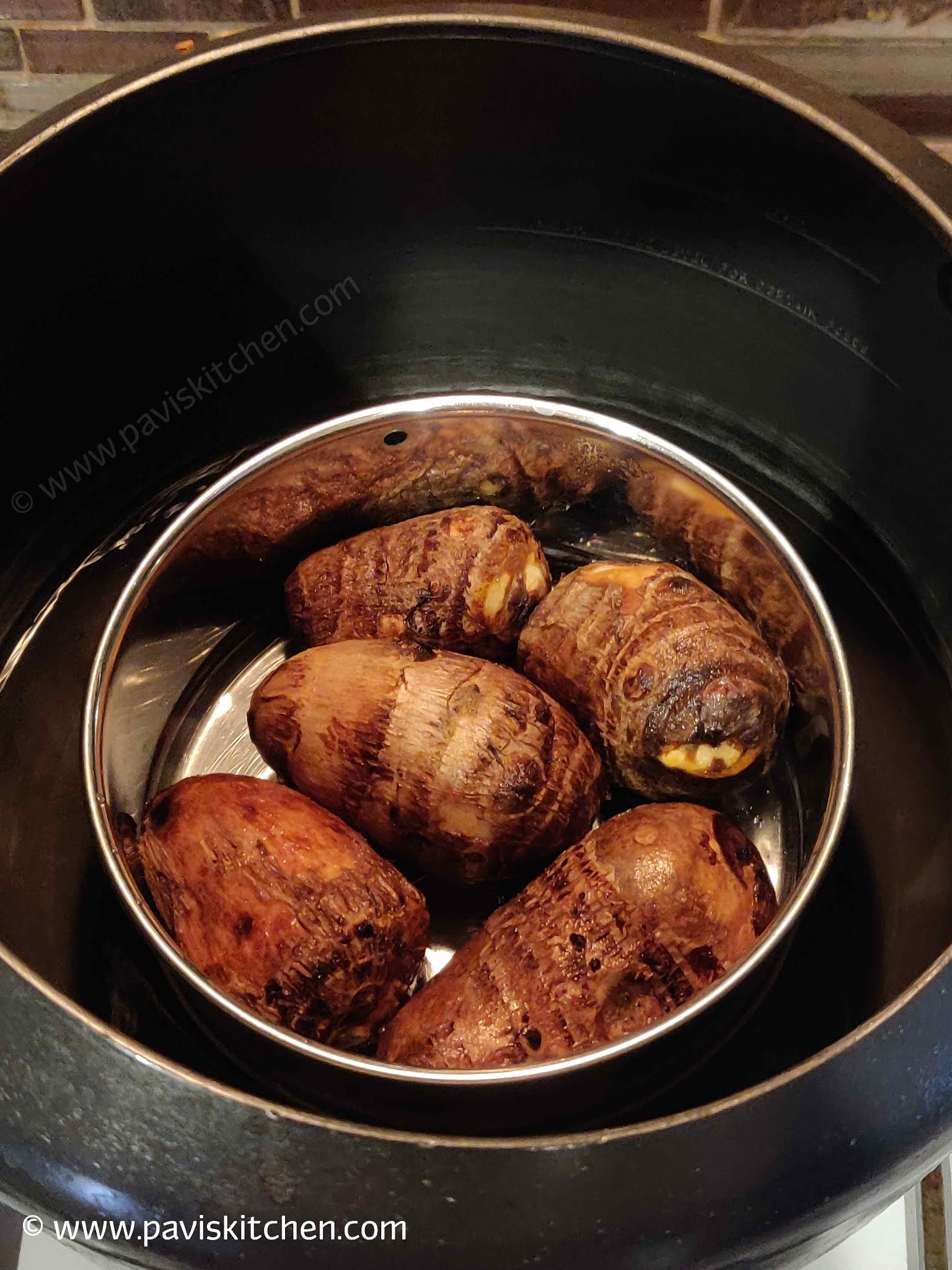 Arbi fry recipe | seppankizhangu roast | cheppankizhangu varuval | colocasia recipe | taro root fry