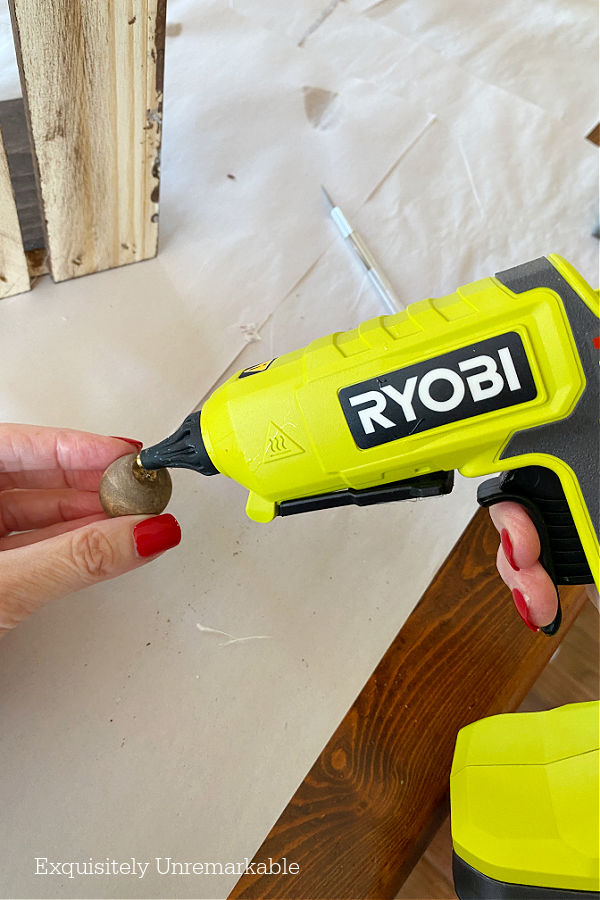 Ryobi Glue Gun Adding Glue To Wooden Feet