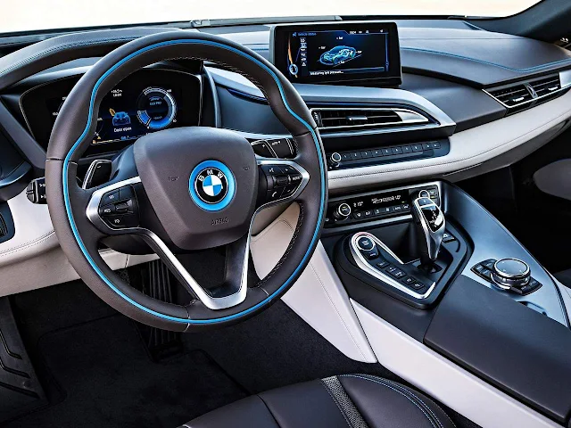 BMW i8 2015 - interior