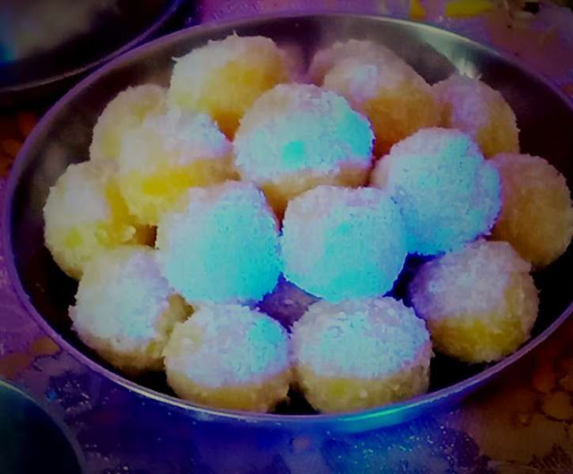Homemade Coconut Laddu