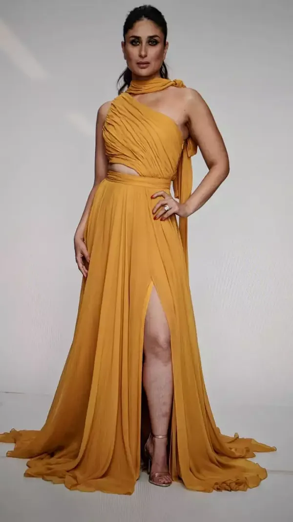 kareena kapoor high slit dress sexy legs