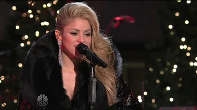 Shakira - Santa Baby