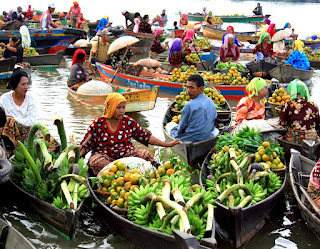  Pasar Terapung Lokbaintan