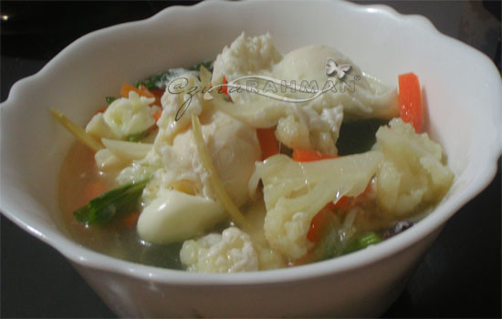 A.z.u.r.a.r.a.h.m.a.n: Ikan Terubok Bakar with Vege Egg Soup~