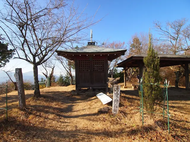 奥武蔵グリーンライン　関八州見晴台　高山不動尊