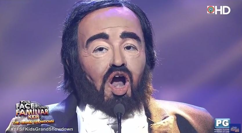 Elha Nympha impersonates Luciano Pavarotti