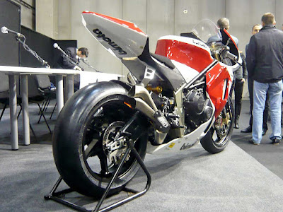 BIMOTA HB4, PRESENTACIÓN