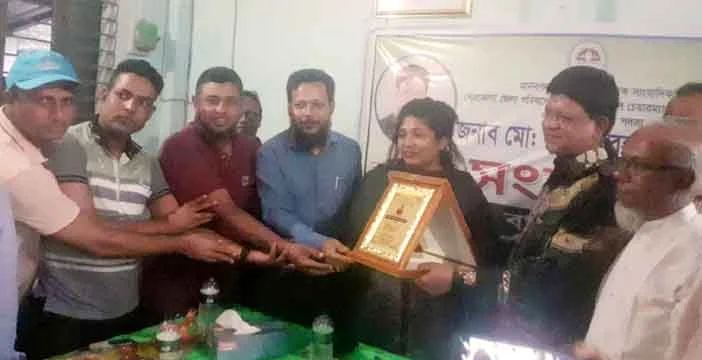 বারহাট্টা প্রেসক্লাবে নবাগত ইউএনওকে বরণ ও জেলা পরিষদ প্যানেল চেয়ারম্যানকে সংবর্ধনা