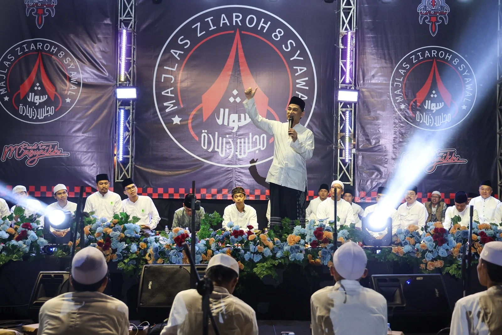 Gebyar Shalawat: Upaya Kolektif Masyarakat Menuju Banten yang Religius dan Harmonis Gebyar Shalawat: Upaya Kolektif Masyarakat Menuju Banten yang Religius dan Harmonis
