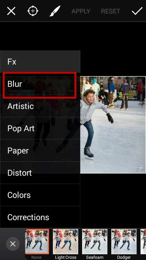 Pilih menu Blur