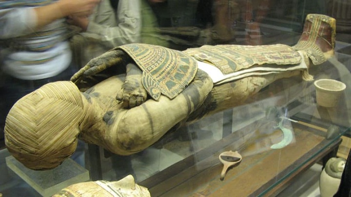  Kisah-kisah Nyata Kutukan Firaun di Zaman Modern