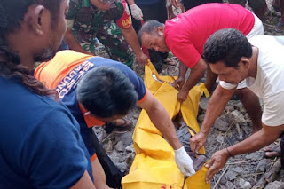 Polisi Bali evakuasi jenazah pria jatuh di jurang sedalam 15 meter