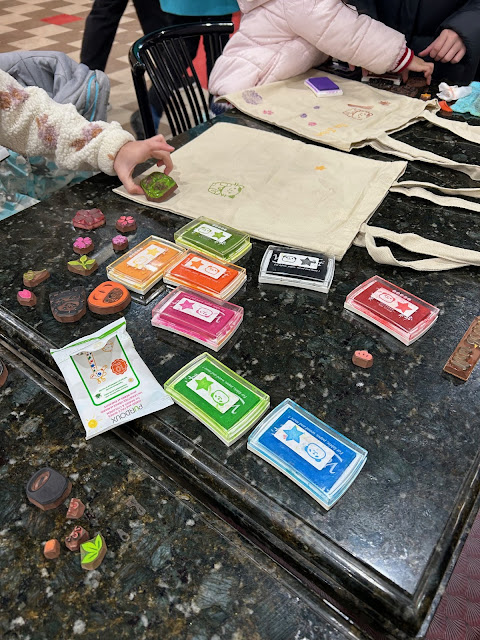 rubber stamps, ink pad, Mitsuwa, Acha Hanko, Japanese crafts, fabric crafts, stamping crafts, canvas bag, carved stamps, iron, blah to TADA, photo by Claire Mercado-Obias