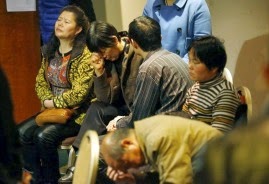 dor das familiares do voo mh370 dor-familia-tragedia-voo-mh370