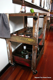 shelf, cart, bar, pallet wood, reclaimed wood, http://goo.gl/vDoqBv